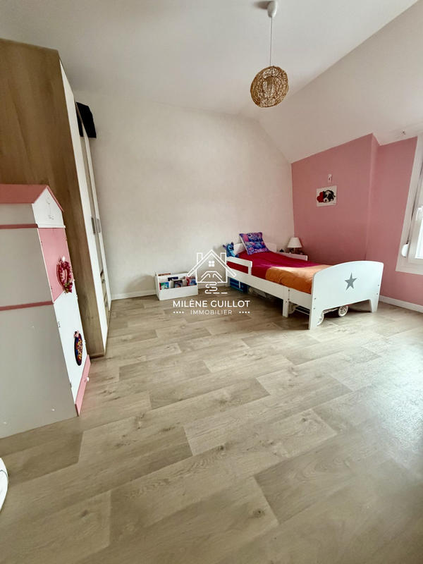 Maison - 117 m² - 5 pièces