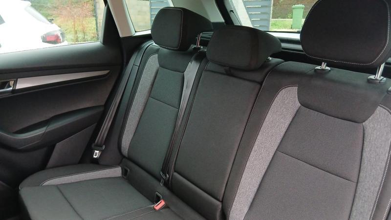 Skoda Karoq 1.6 Tdi 115 Dsg7 Drive - Automatique