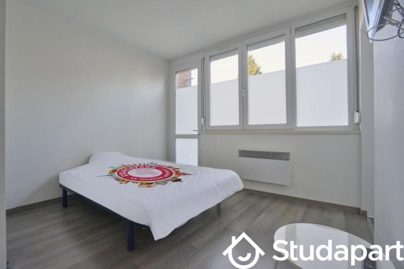 Chambre - 15 m² - 1 pièce