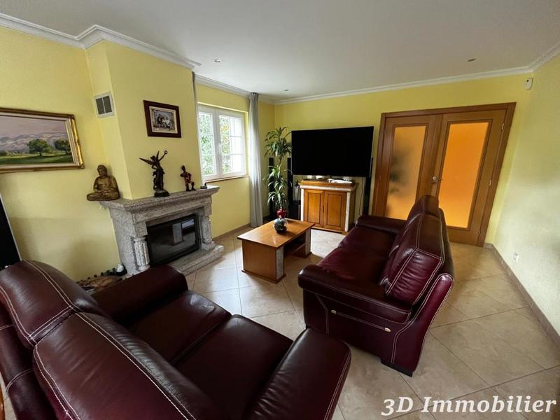 Maison - 255 m² - 7 pièces