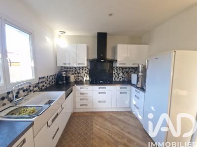 Maison - 102 m² - 4 pièces