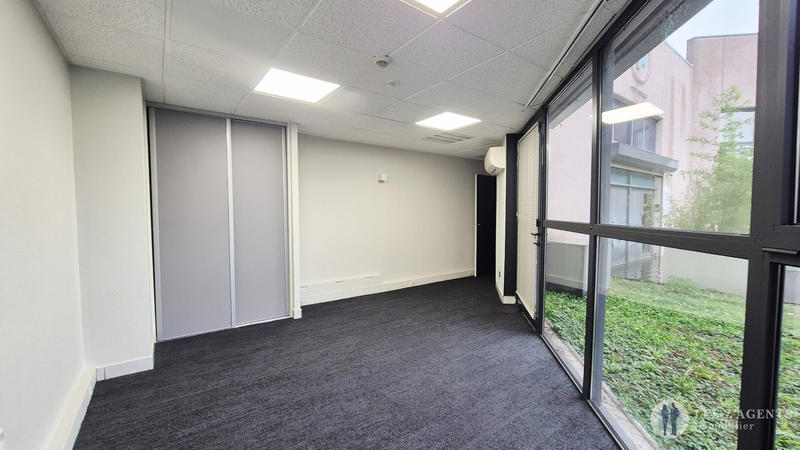 Bureau - 15 m² - 1 pièce