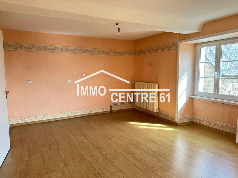 Maison - 122 m² - 4 pièces