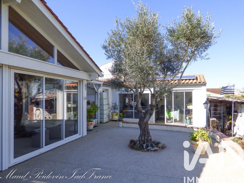 Maison - 145 m² - 6 pièces