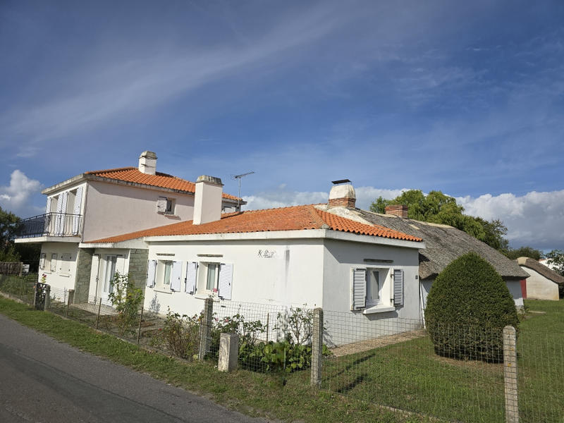 Maison - 146 m² - 8 pièces
