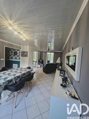 Maison - 92 m² - 5 pièces