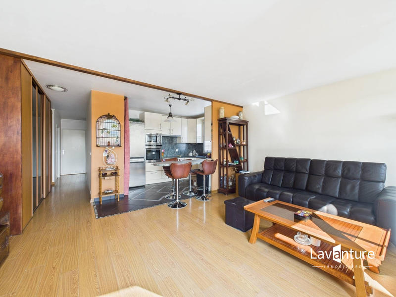 Appartement - 81 m² - 4 pièces