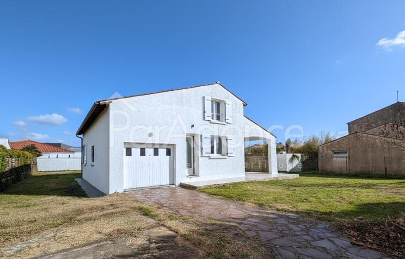 Maison - 90 m² - 5 pièces
