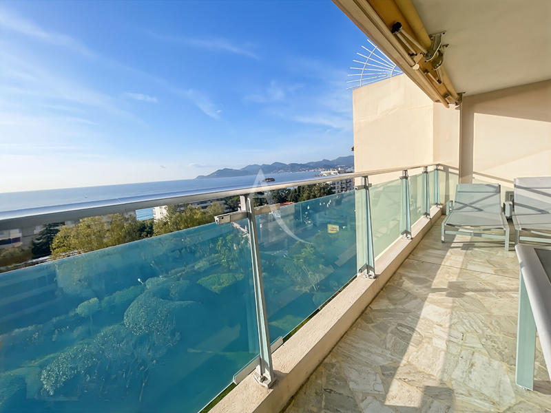 Appartement - 95 m² - 3 pièces