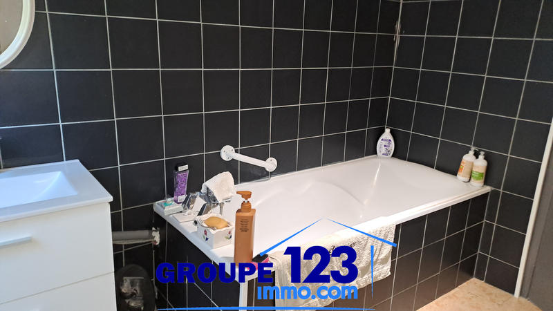 Maison - 93 m² - 4 pièces