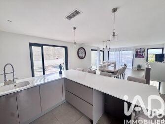 Maison - 225 m² - 5 pièces