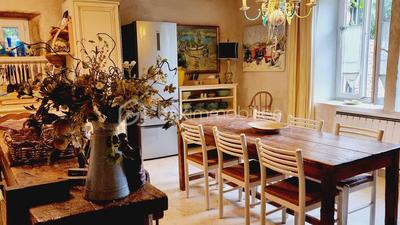 Maison de village - 190 m² - 7 pièces