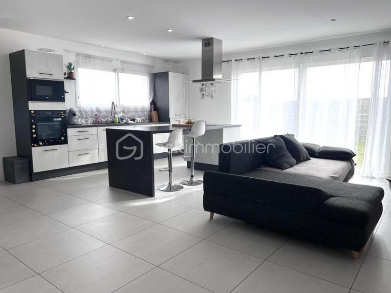 Maison - 92 m² - 5 pièces