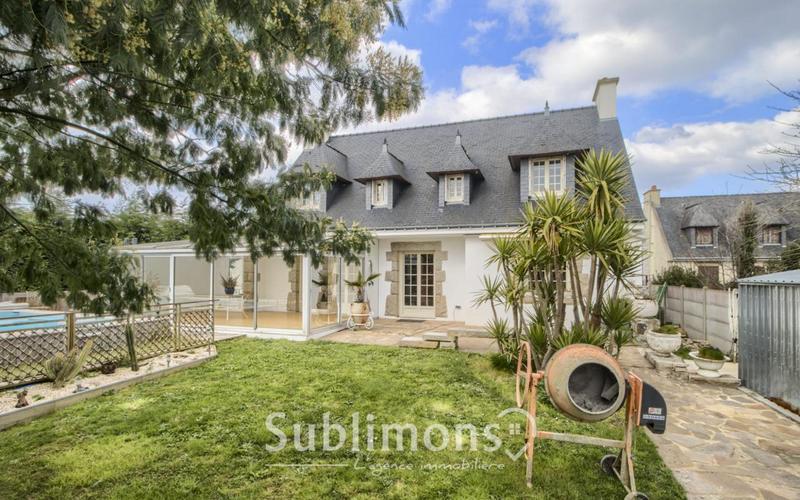 Maison traditionnelle - 150 m² - 7 pièces