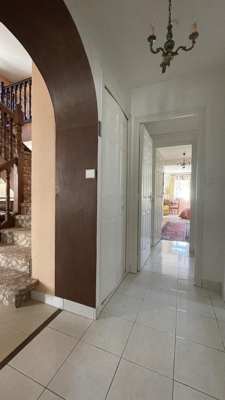 Maison - 140 m² - 5 pièces