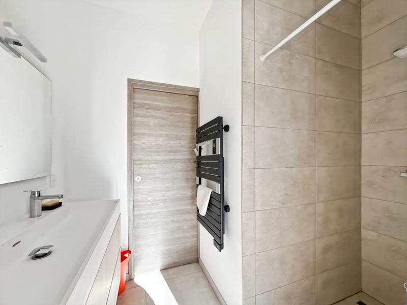 Maison - 198 m² - 5 pièces