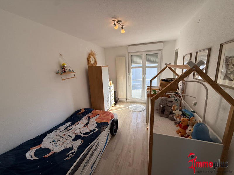 Maison - 93 m² - 5 pièces