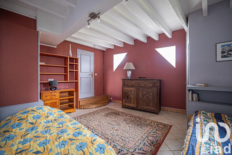 Maison - 207 m² - 6 pièces