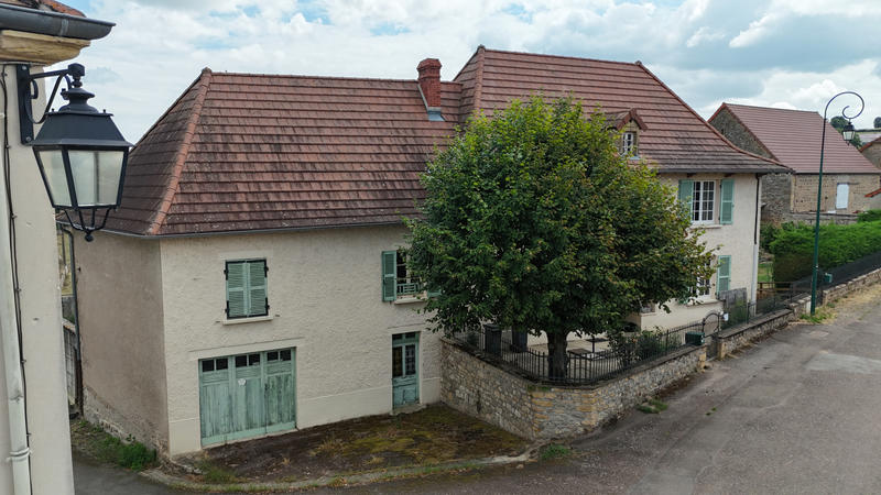 Maison - 224 m² - 10 pièces