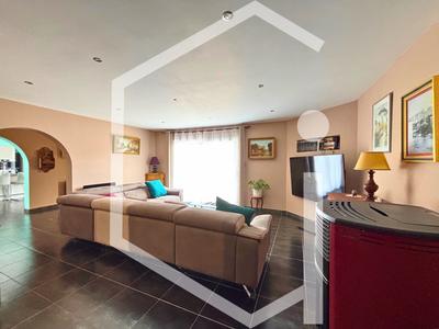 Maison - 165 m² - 5 pièces