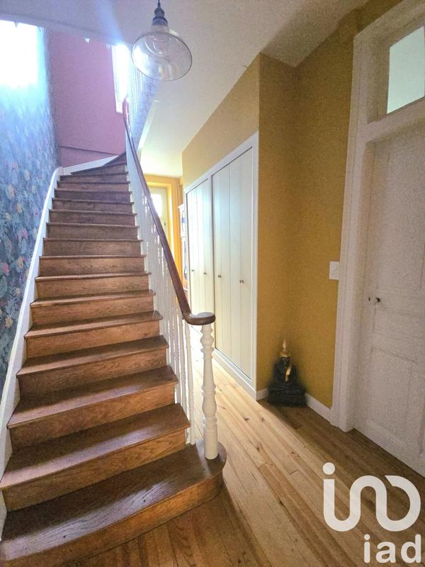 Maison - 187 m² - 6 pièces