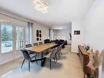 Maison traditionnelle - 82 m² - 4 pièces