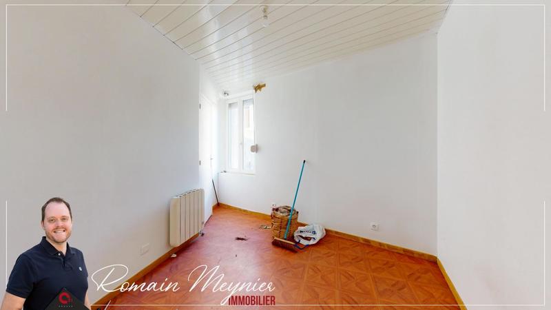Immeuble - 180 m² - 9 pièces