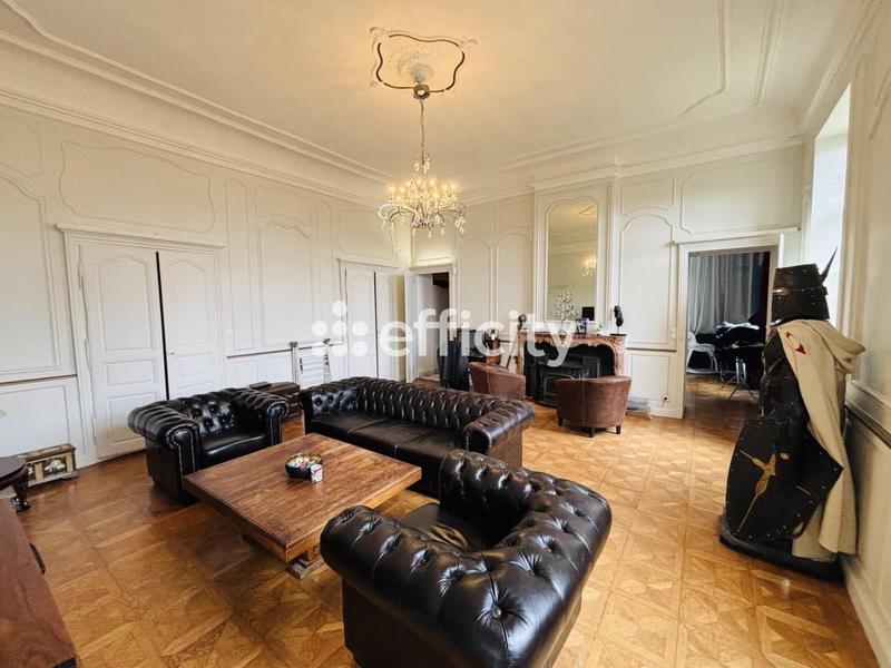 Demeure - 420 m² - 6 pièces