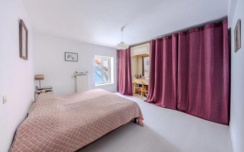 Maison de ville - 220 m² - 8 pièces