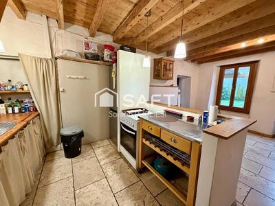 Maison - 105 m² - 4 pièces