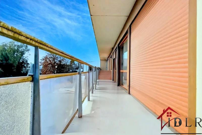 Appartement - 95 m² - 4 pièces