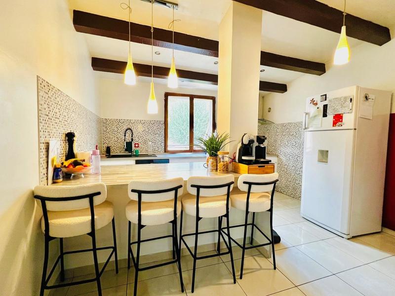 Appartement - 102 m² - 3 pièces