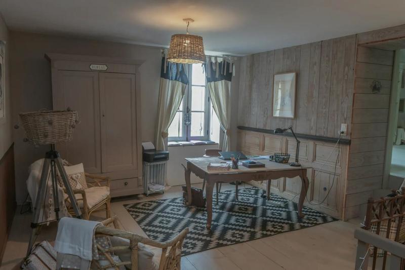 Maison en pierre - 350 m² - 8 pièces