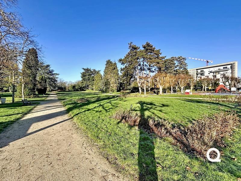 Appartement - 80 m² - 3 pièces