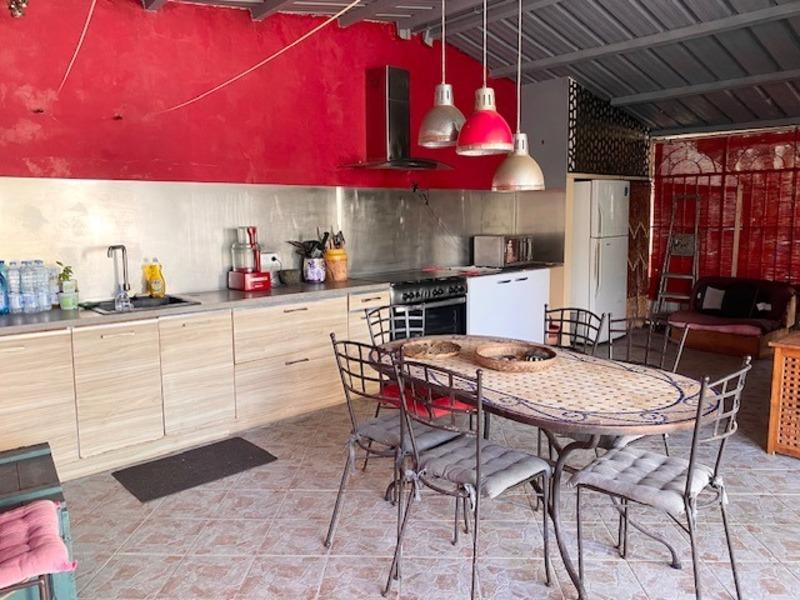 Maison - 220 m² - 9 pièces