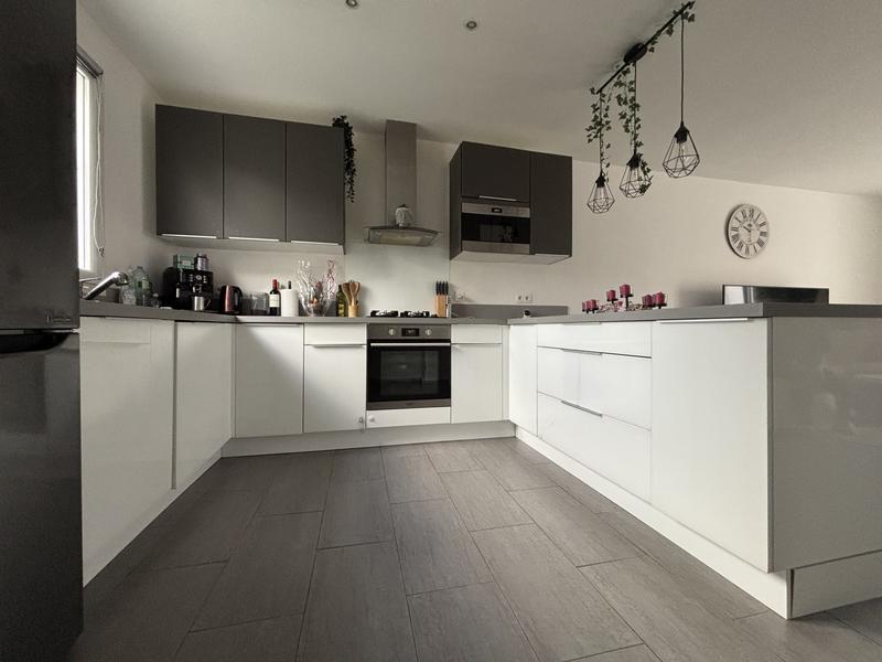 Maison - 84 m² - 5 pièces