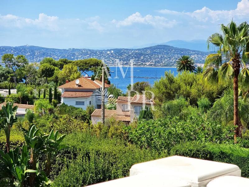 Propriété - 374 m² - 12 pièces