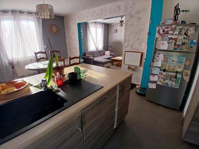 Maison - 86 m² - 5 pièces