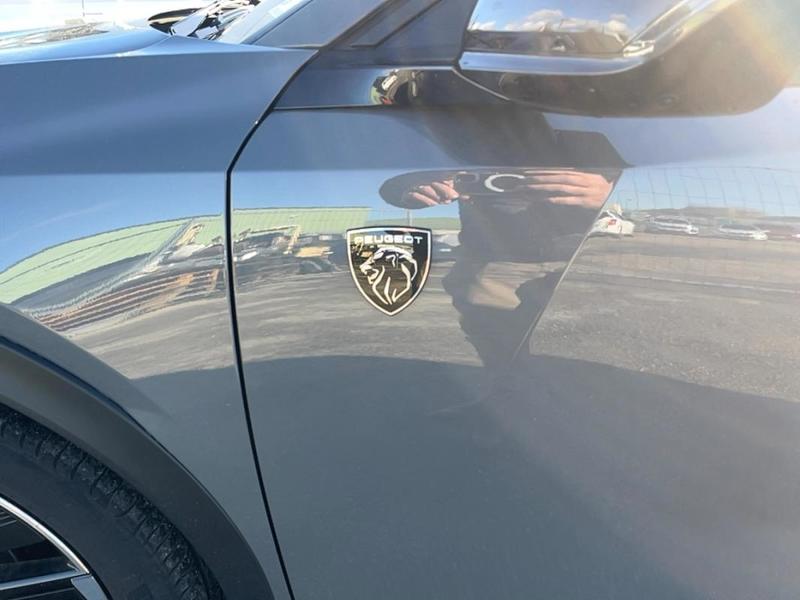 Peugeot 408 Hybrid 145 e-Dcs6 Gt