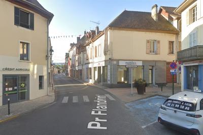 Immeuble - 115 m² - 5 pièces