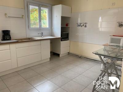 Villa - 90 m² - 4 pièces