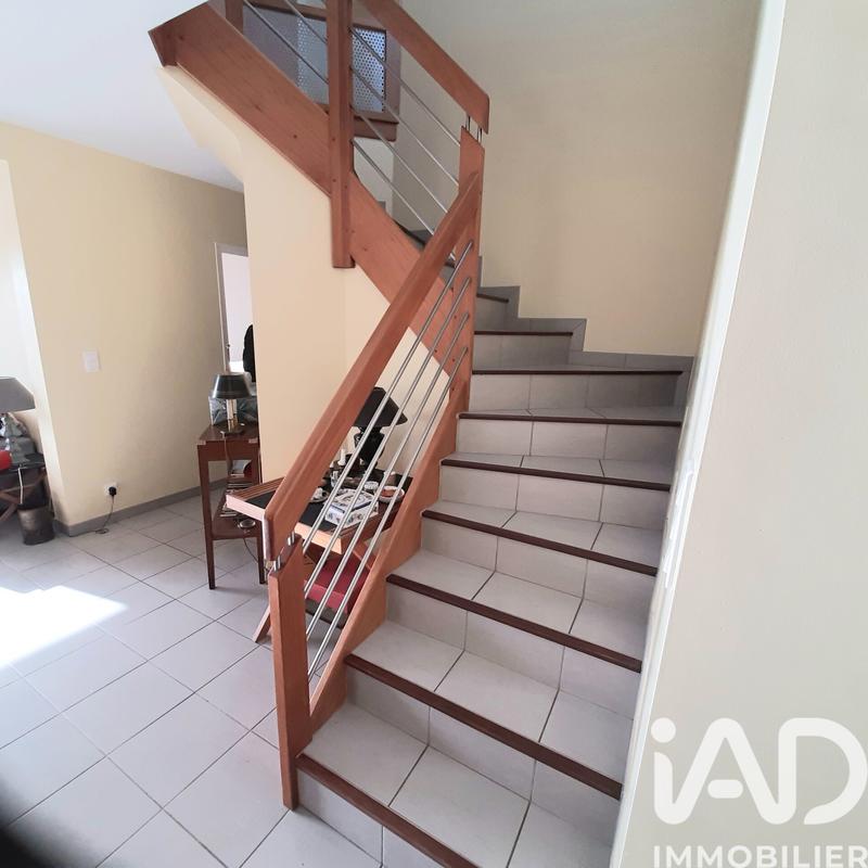 Maison - 98 m² - 5 pièces