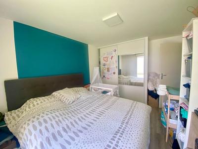 Appartement - 79 m² - 4 pièces