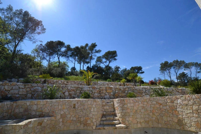 Villa - 186 m² - 6 pièces