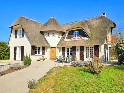 Maison - 170 m² - 6 pièces