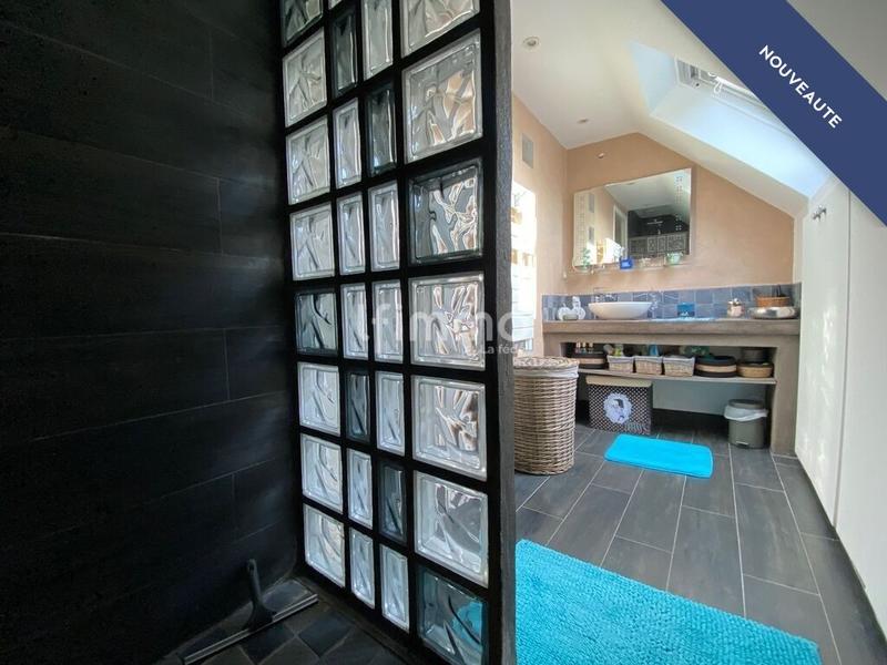 Maison - 135 m² - 6 pièces