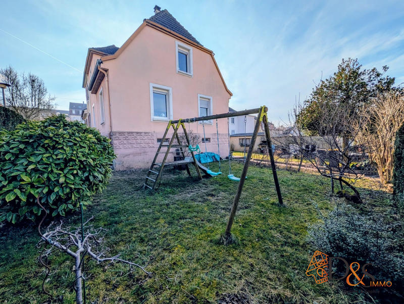 Maison - 110 m² - 6 pièces