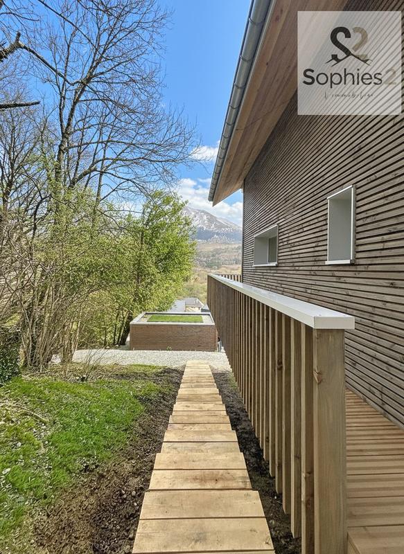 Châlet - 90 m² - 4 pièces