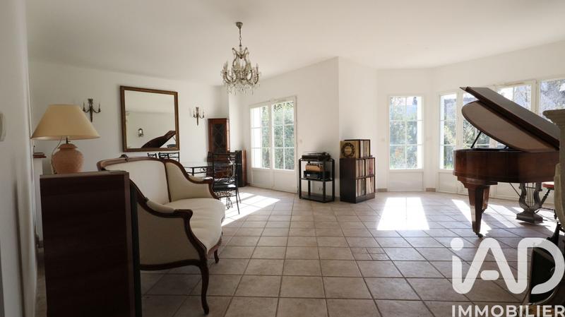 Maison - 191 m² - 6 pièces