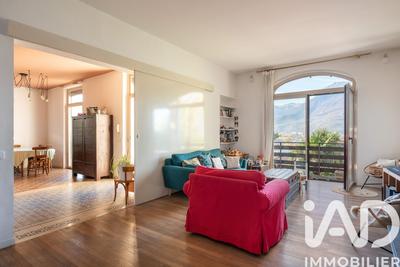 Maison - 176 m² - 7 pièces